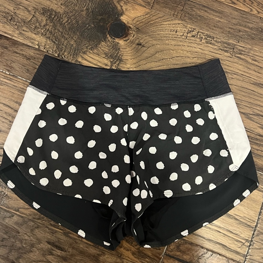 Outdoor Voices Black and White Polka Dot Hudson Shorts 4”